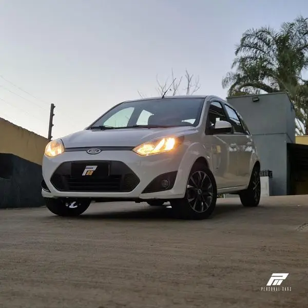 Carro Ford Fiesta Hatch 2014 SE Plus 1.0 RoCam (Flex)