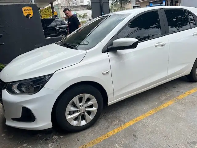 Carro Chevrolet Onix 2020 LT 1.0 (Flex)