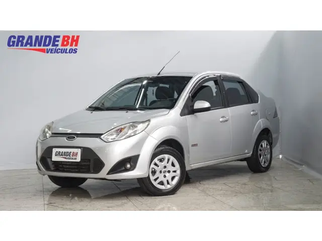 Carro Ford Fiesta Hatch 2012 1.6 (Flex)