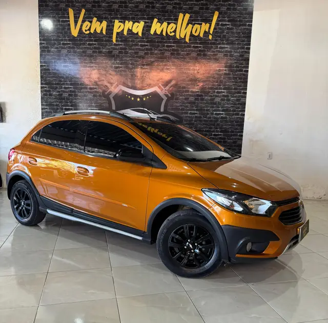 Carro Chevrolet Onix 2019 1.4 Activ SPE/4