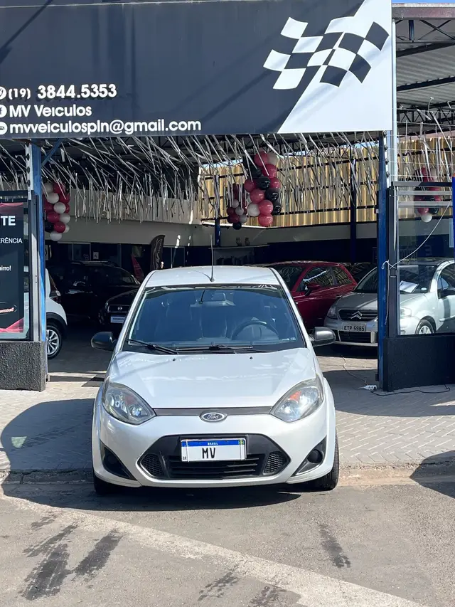 Carro Ford Fiesta Hatch 2011 1.0 (Flex)