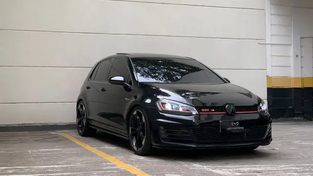 Carro Volkswagen Golf 2015 GTI 2.0 TSi DSG