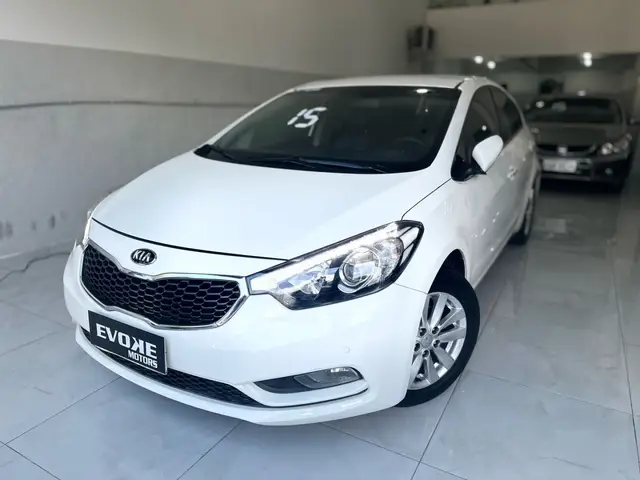 Carro Kia Cerato 2015 SX 1.6 (Aut) (Flex)