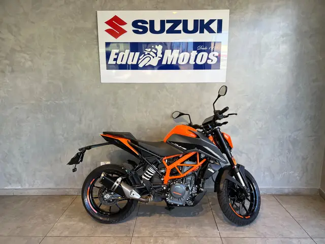 Carro KTM Duke 390 2024 ABS