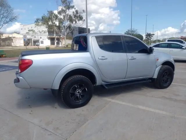 Carro Mitsubishi L200 2009 Triton HPE 3.2 CD TB Int.Diesel Aut