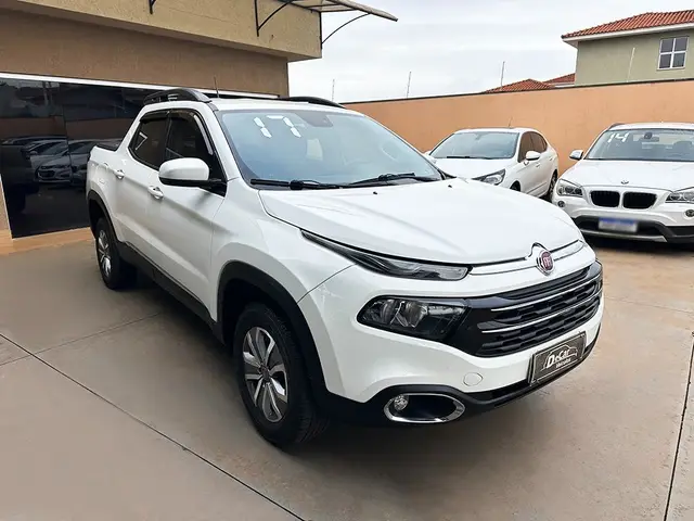 Carro Fiat Toro 2017 Freedom 1.8 AT6 4x2 (Flex)