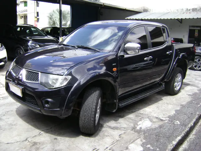 Carro Mitsubishi L200 Triton Sport 2011 L 200 Triton HPE 4x4 3.2 (aut) (cab. dupla)