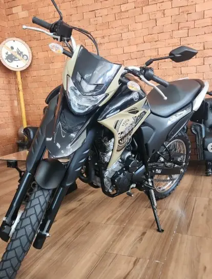 Carro Yamaha XTZ 250 Lander 2022 CAPITÃO AMÉRICA FLEX ABS