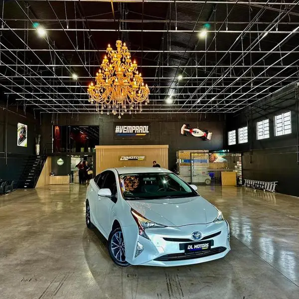 Carro Toyota Prius 2017 Hybrid 1.8 16V 5p (Aut)