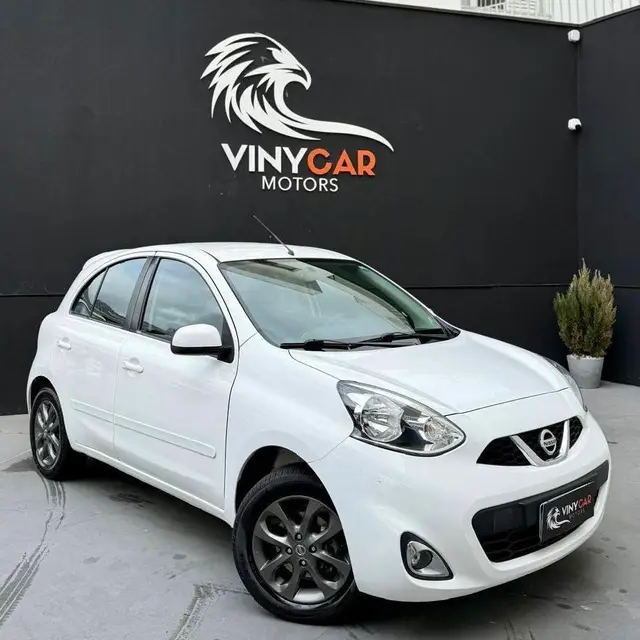 Carro Nissan March 2016 1.6 16V SV (Flex)