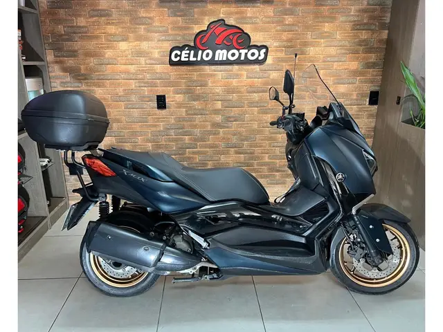 Moto Yamaha XMax 2023 ABS
