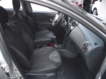 Sandero Stepway 1.6 8V (Flex)