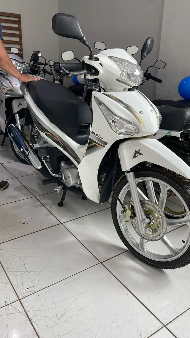 Carro Amazon Motors Sun 50 2024 Sun
