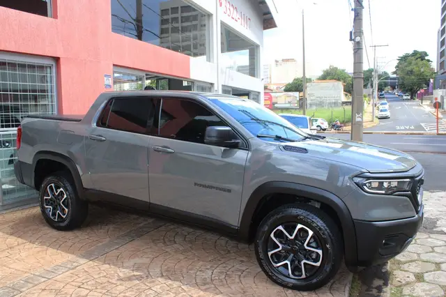 Carro RAM Rampage 2024 Rebel 2.0 Turbo