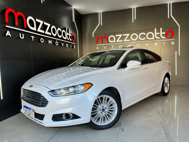 Carro Ford Fusion 2016 2.0 EcoBoost Titanium AWD (Aut)