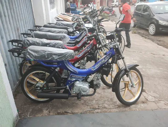 Carro Amazon Motors Superlet 50 2024 Superlet