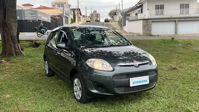 Carro Fiat Palio 2015 Attractive 1.0 Evo (Flex)