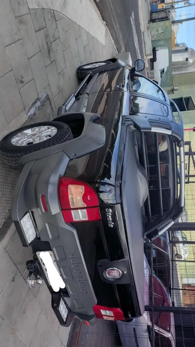 Carro Fiat Strada 2012 Adventure 1.8 16V Dualogic (Flex) (Cabine Dupla)