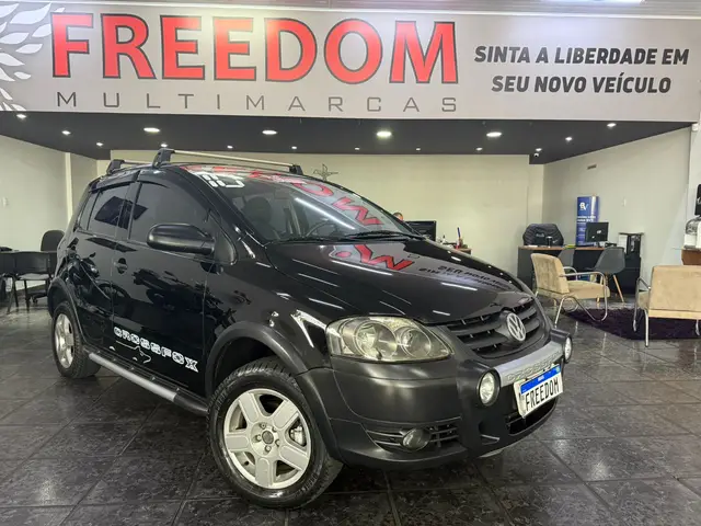 Carro Volkswagen CrossFox 2010 1.6 (Flex)