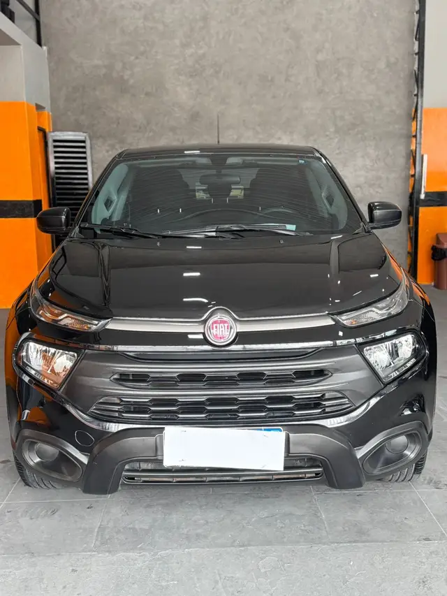 Carro Fiat Toro 2021 Endurance 1.8 MT5 FLEX 4P