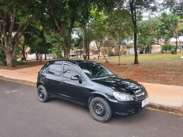 Carro Chevrolet Celta 2014 LT 1.0 (Flex)
