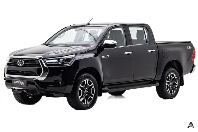 Carro Toyota Hilux Cabine Dupla 2023 SRX 4x4 2.8 Diesel