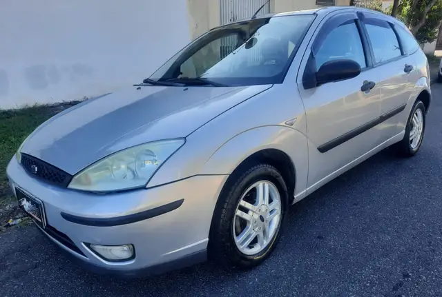 Carro Ford Focus Hatch 2009 GL 1.6 8V (Flex)