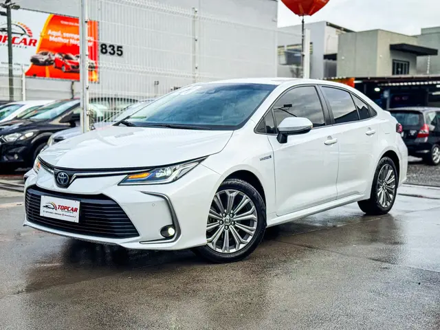 Carro Toyota Corolla 2023 Altis Hybrid 1.8 Flex