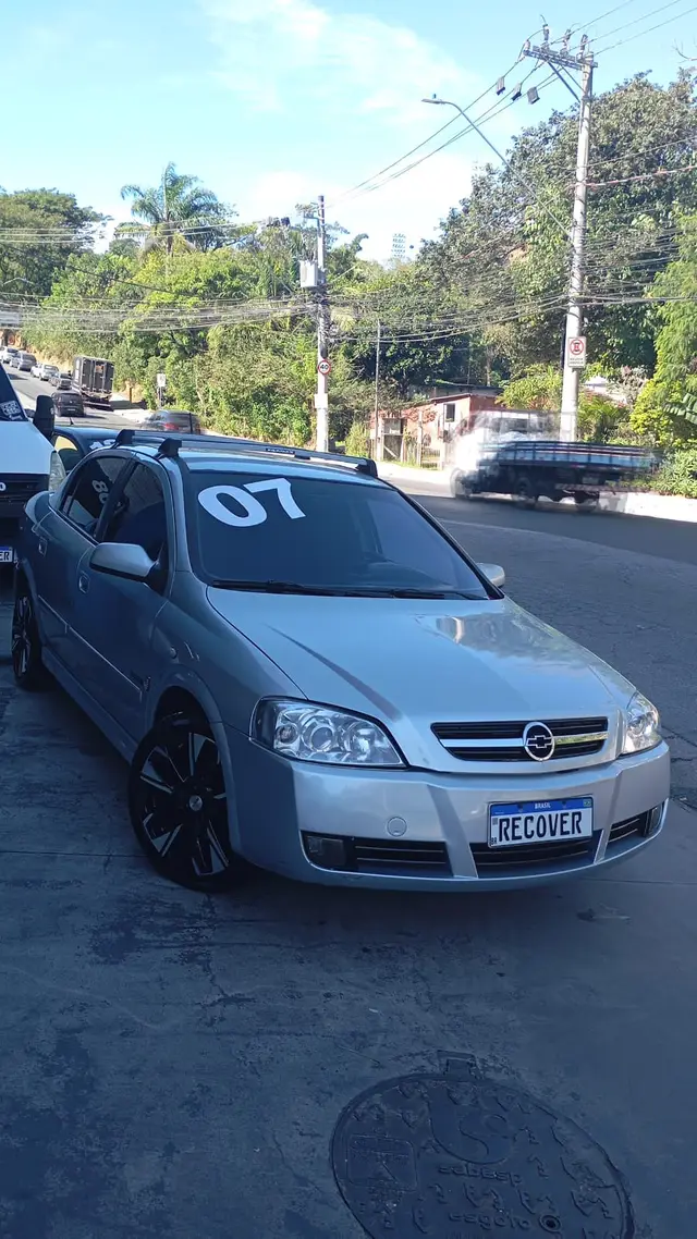 Carro Chevrolet Astra Sedan 2007 Advantage 2.0 (Flex)