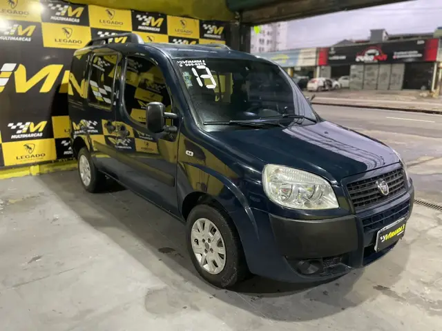 Carro Fiat Doblò 2013 Attractive 1.4 8V (Flex)