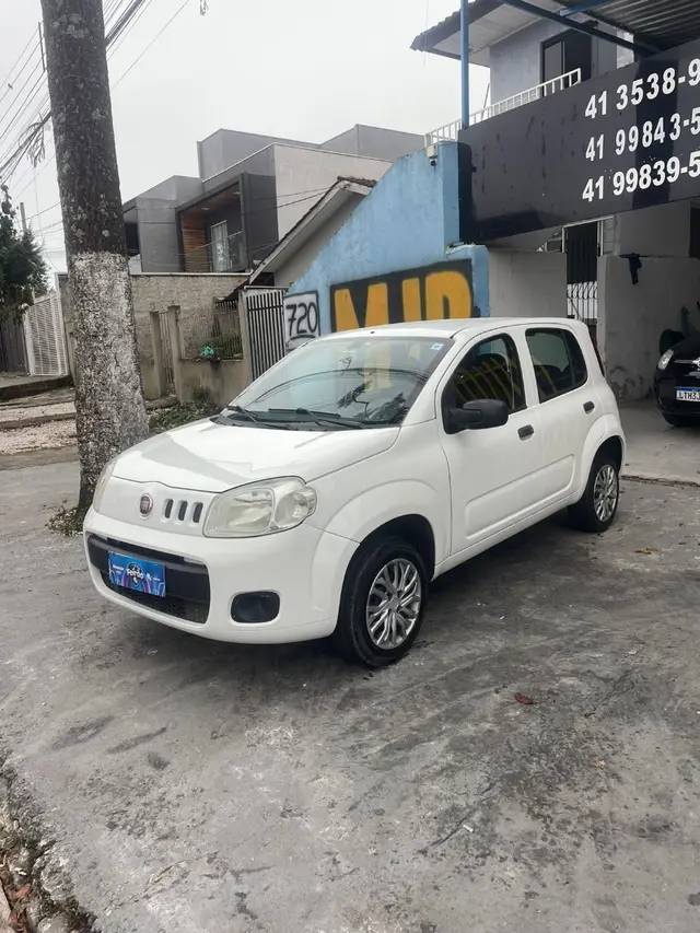 Carro Fiat Uno 2015 Vivace Italia 1.0 8V (Flex) 4p