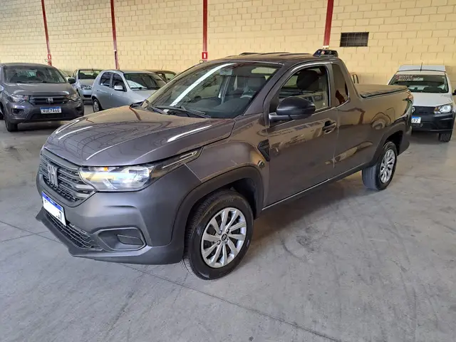 Carro Fiat Strada 2023 Endurance 1.4 Cabine Plus (Flex)