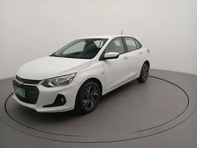 Carro Chevrolet Onix Plus 2024 LT 1.0