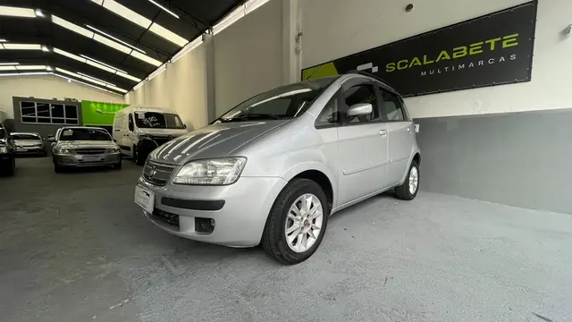 Carro Fiat Idea 2010 ELX 1.4 (Flex)