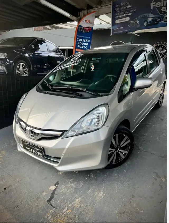 Carro Honda Fit 2013 LX 1.4 (flex)