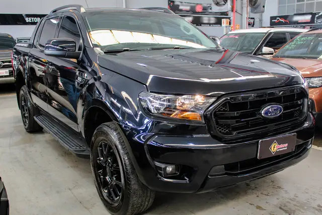 Carro Ford Ranger Cabine Dupla 2022 Ranger Black 2.2 4x2 CD Diesel Aut.