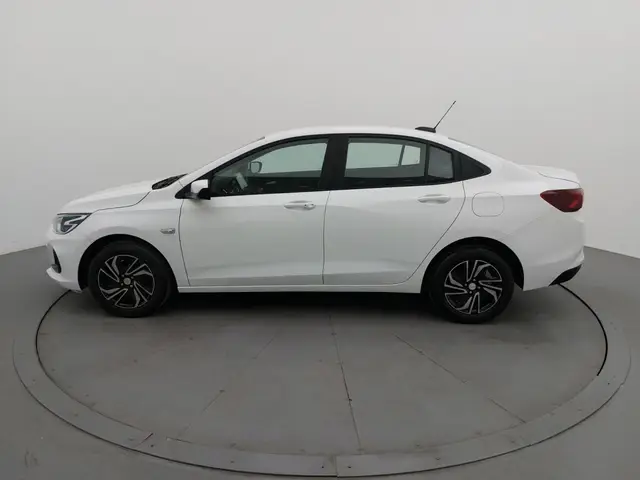 Carro Chevrolet Onix Plus 2024 LT 1.0