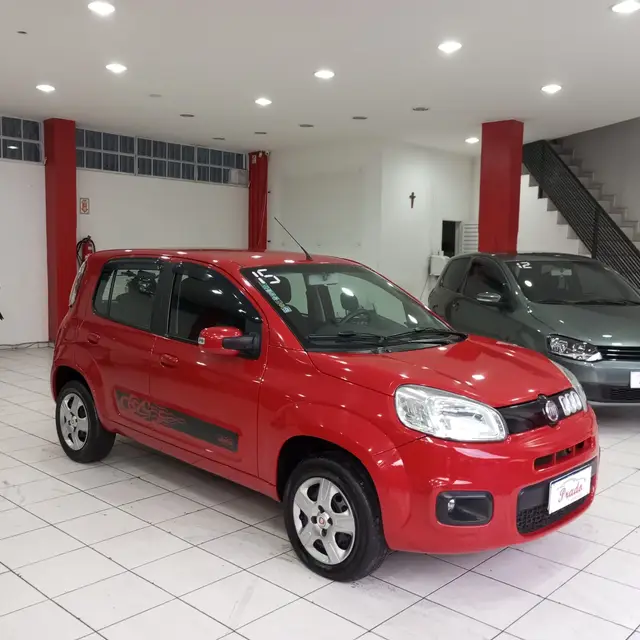 Carro Fiat Uno 2015 Evolution 1.4 8V (Flex) 4p