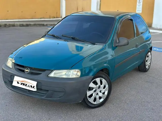 Carro Chevrolet Celta 2001 1.0