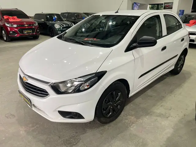 Carro Chevrolet Onix 2020 1.0 (Flex)