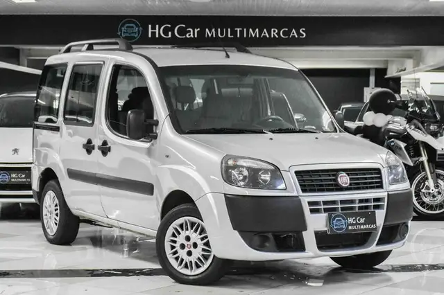 Carro Fiat Doblò 2021 Essence 1.8 16V (Flex)