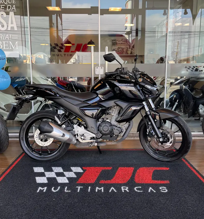 Yamaha Fazer FZ15 ABS