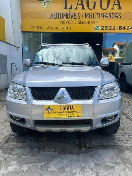 Carro Mitsubishi Pajero TR4 2010 2.0 16V 4x4 (flex) (aut)