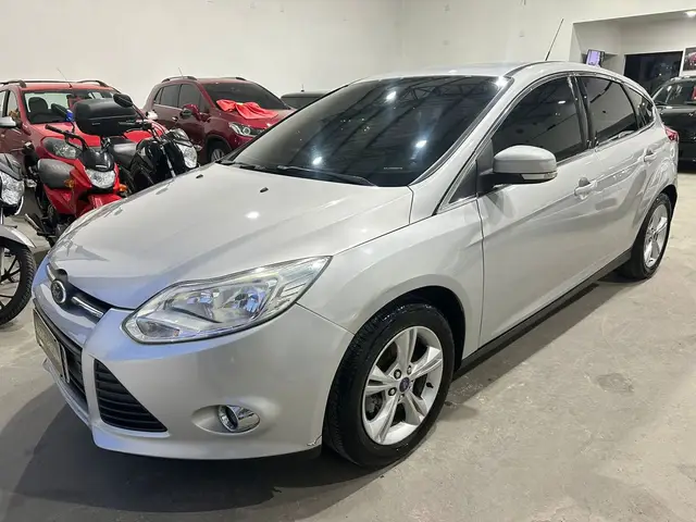 Carro Ford Focus Hatch 2015 S 1.6 16V TiVCT