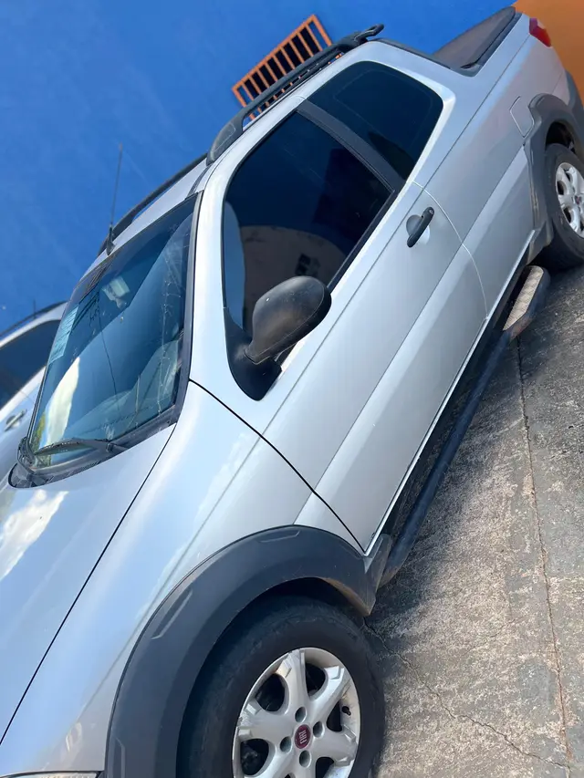 Carro Fiat Strada 2015 Working 1.4 (Flex) (Cabine Dupla)