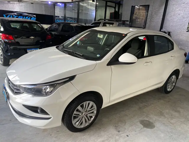 Carro Fiat Argo 2025 Drive 1.0