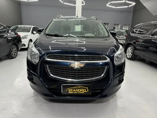Carro Chevrolet Spin 2015 LT 5S 1.8 (Flex)