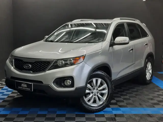 Carro Kia Sorento 2012 2.4 16V 4x2 (Aut)