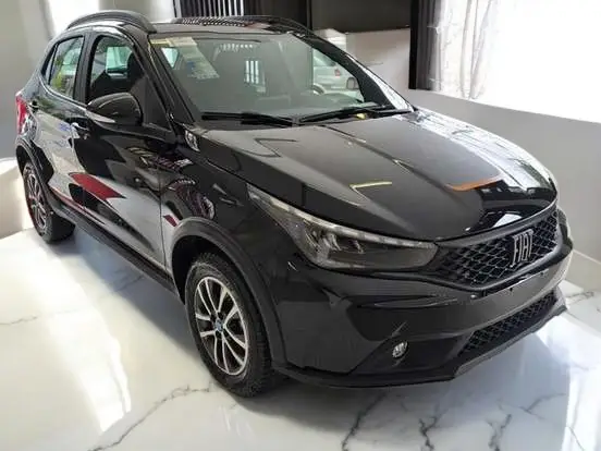 Carro Fiat Argo 2026 Trekking 1.3 CVT