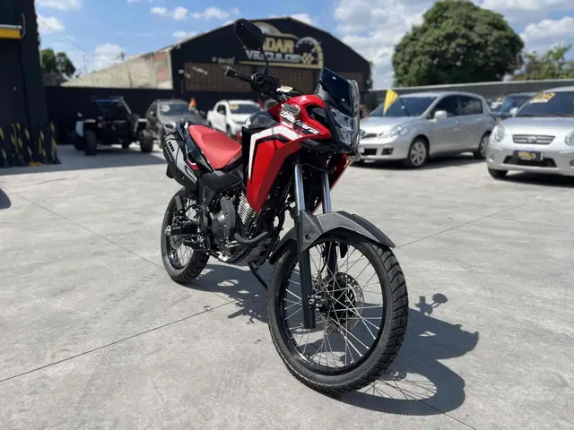 Carro Honda XRE Sahara 300 2025 ABS